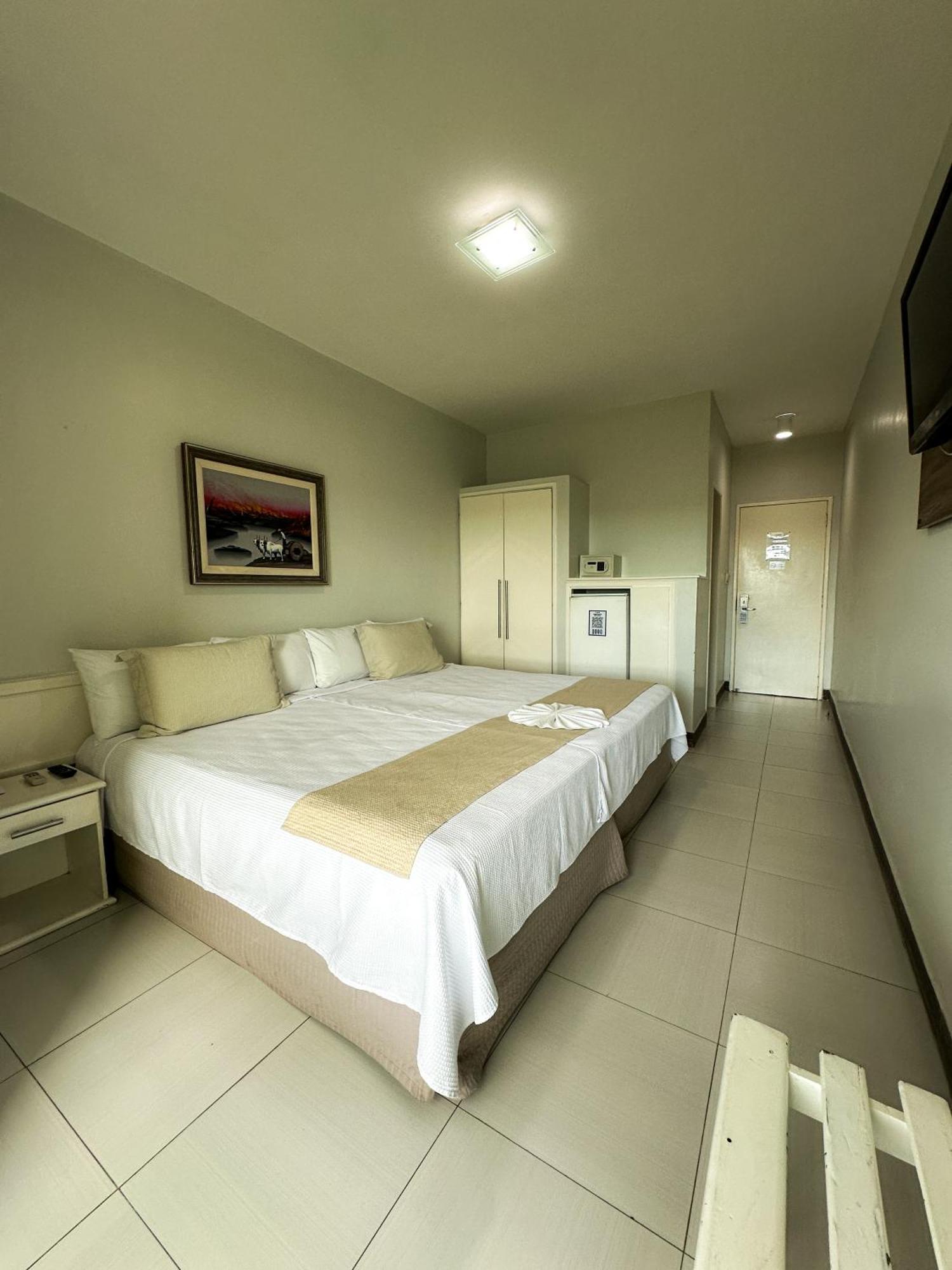 Quarto Deluxe com Cama de Casal ou 2 de Solteiro